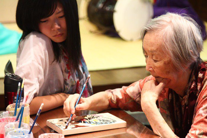 Women making art in Seoul